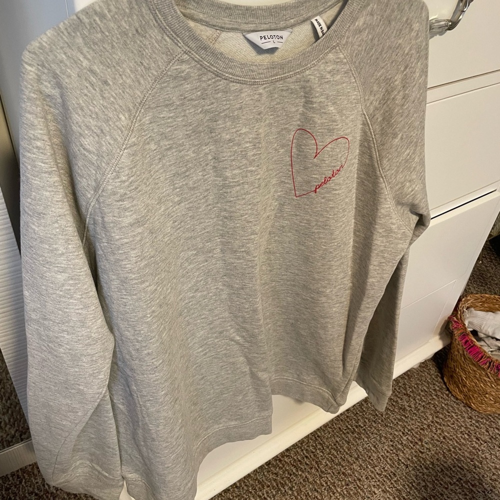 Peloton lovers!! Peloton Gray women’s sweatshirt with Heart Design. Sooo soft